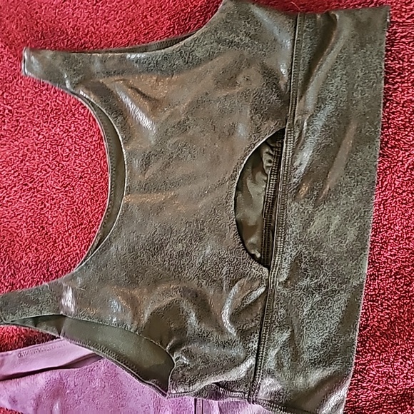 3 STUNNING OFFLINE BY AERIE THE HUGGERCACKLE SPORTS BRAS - Picture 7 of 12